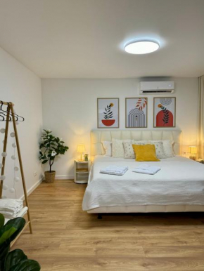 FILIN HOME with KING SIZE BED